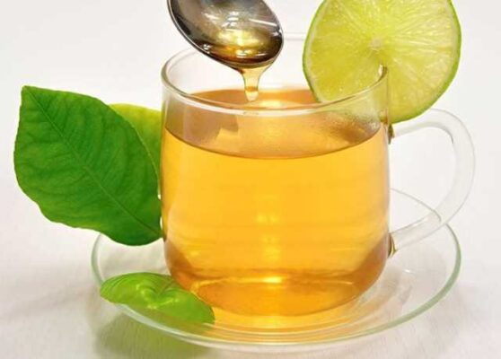 6 Lợi ích mang lại khi uống nước chanh pha mật ong vào buổi sáng