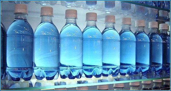 Các loại nước uống đóng chai tinh khiết tốt nhất trên thị trường 3 Các loại nước uống đóng chai tinh khiết tốt nhất trên thị trường