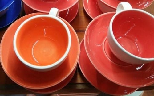 Nên chọn cốc uống nước nào để tốt cho sức khỏe?