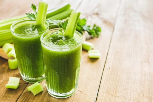 10 Thức uống giúp tỉnh táo hiệu quả mà không cần cà phê