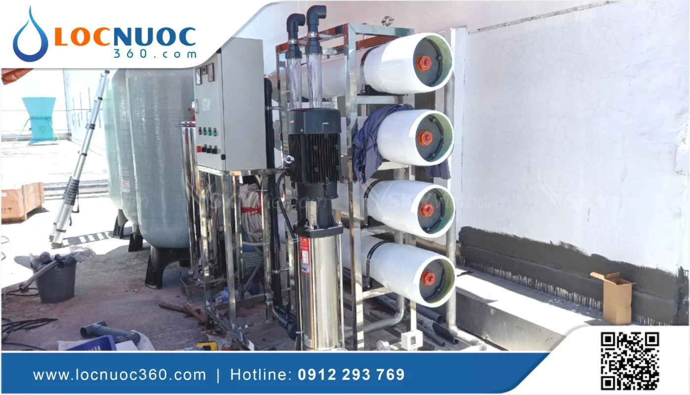 4 Lợi ích nổi bật khi sử dụng Máy lọc nước Công nghiệp RO 1 4 Lợi ích nổi bật khi sử dụng Máy lọc nước Công nghiệp RO