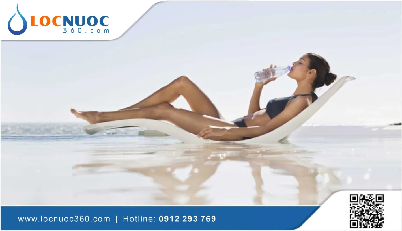 Giữ sức khỏe và vóc dáng bằng cách uống nước tinh khiết