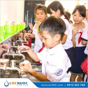 Hệ thống lọc nước cho Trường học RO tinh khiết 250 – 300 lit/h
